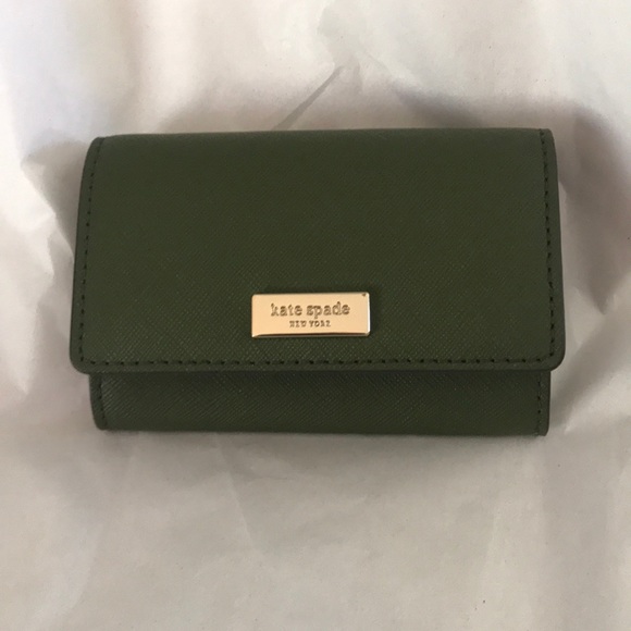 Kate Spade Laurel Way Christine wallet - Picture 4 of 9